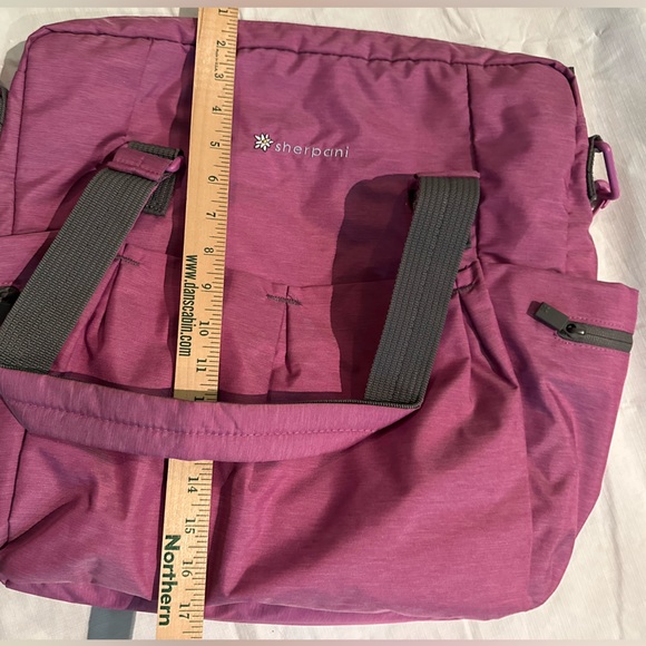 Sherpani Travel Bag - Picture 7 of 9